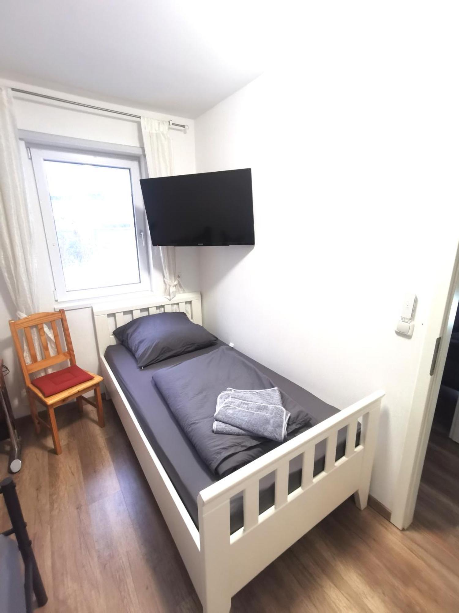 Appartement Monteur-haus Grueber Marzan, Hellersdorf, Lichtenberg Berlijn
